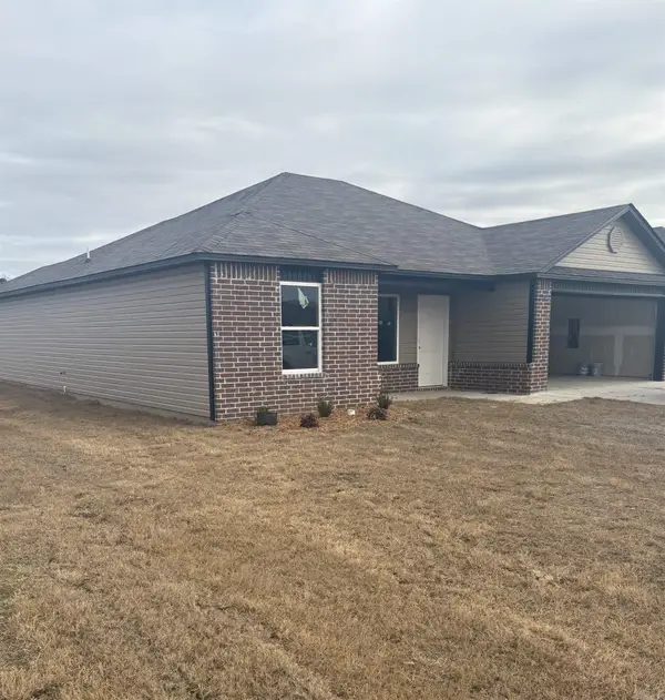 36 Hearthstone Trail, Vilonia, AR 72173