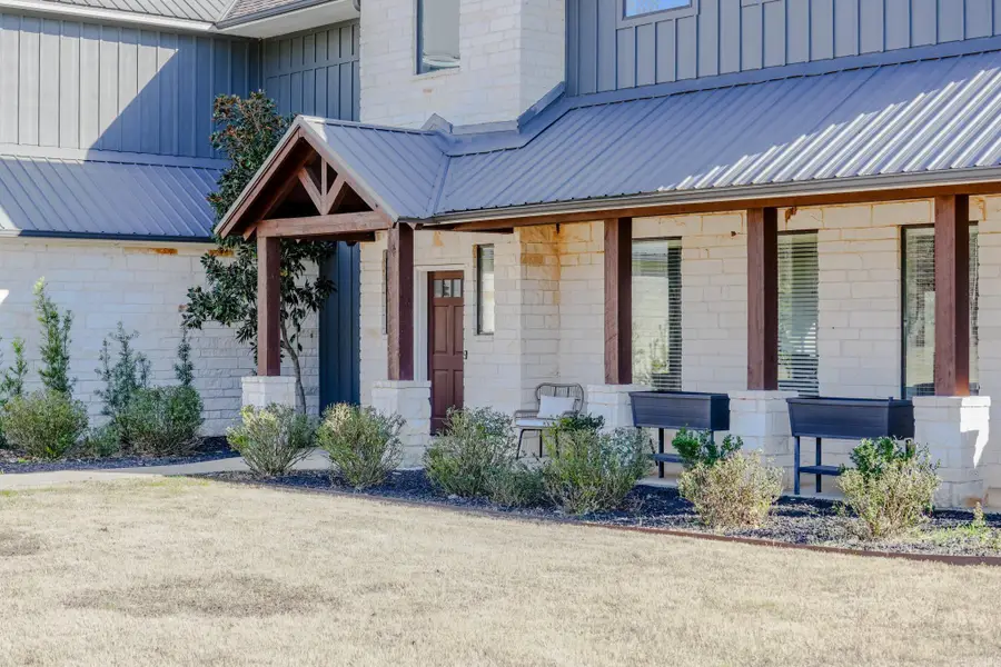 1677 Oak Ridge Drive, Texarkana, TX 75503 - Image #2