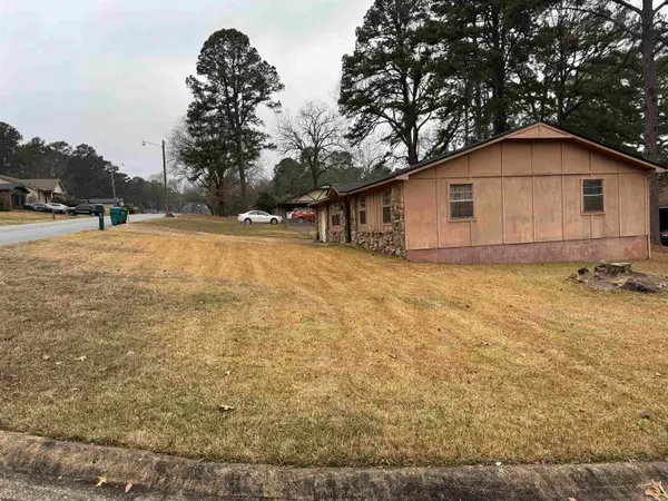 2101 Romine Road, Little Rock, AR 72205