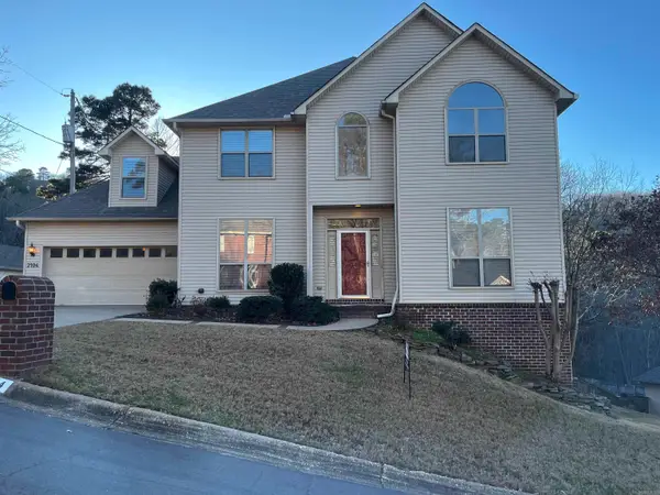 2104 Huntleigh, Little Rock, AR 72212