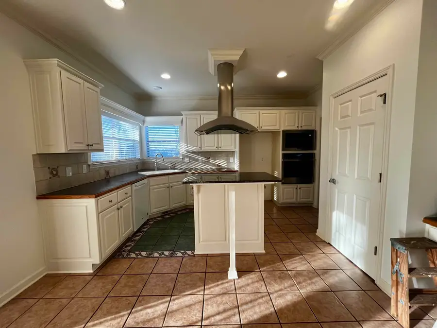 2104 Huntleigh, Little Rock, AR 72212 - Image #3