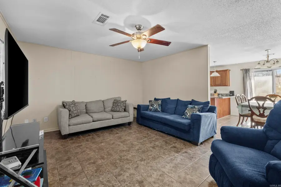 10 Pinto Trl, Greenbrier, AR 72058 - Image #2