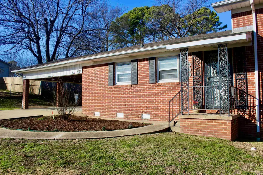 916 Twin Oaks Ave, Jonesboro, AR 72401 - Image #3