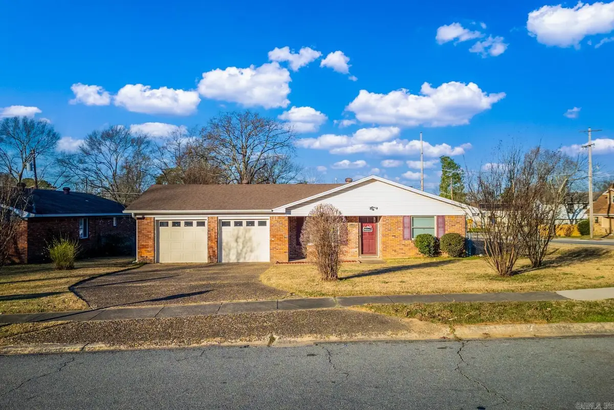 9325 Woodbine Drive, Sherwood, AR 72120 - Image #1