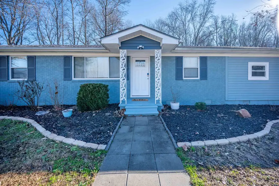 635 S Oak Grove Road, Lonoke, AR 72086 - #2