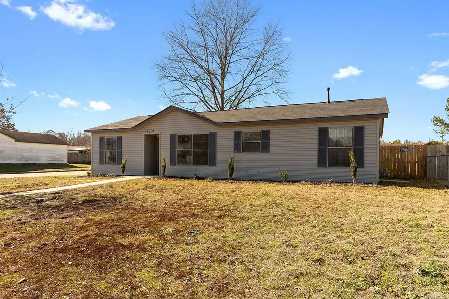 14201 Krestview Drive, Mabelvale, AR 72103 - Image #2