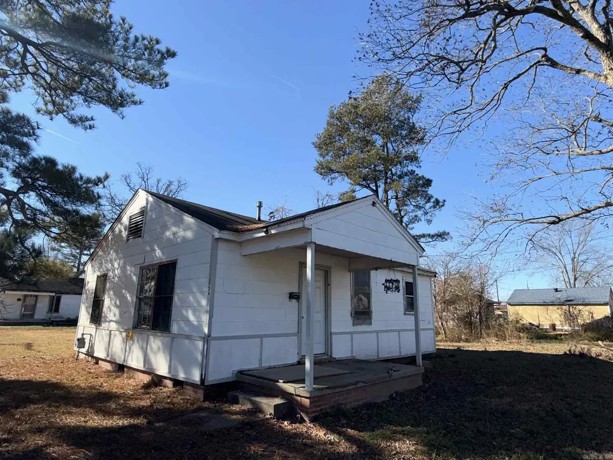 1734 E Circle Drive, Pine Bluff, AR 71603 - #1