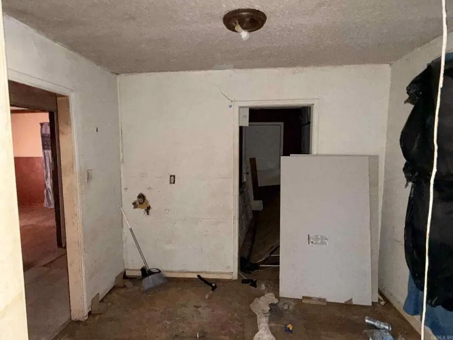 1734 E Circle Drive, Pine Bluff, AR 71603 - #3