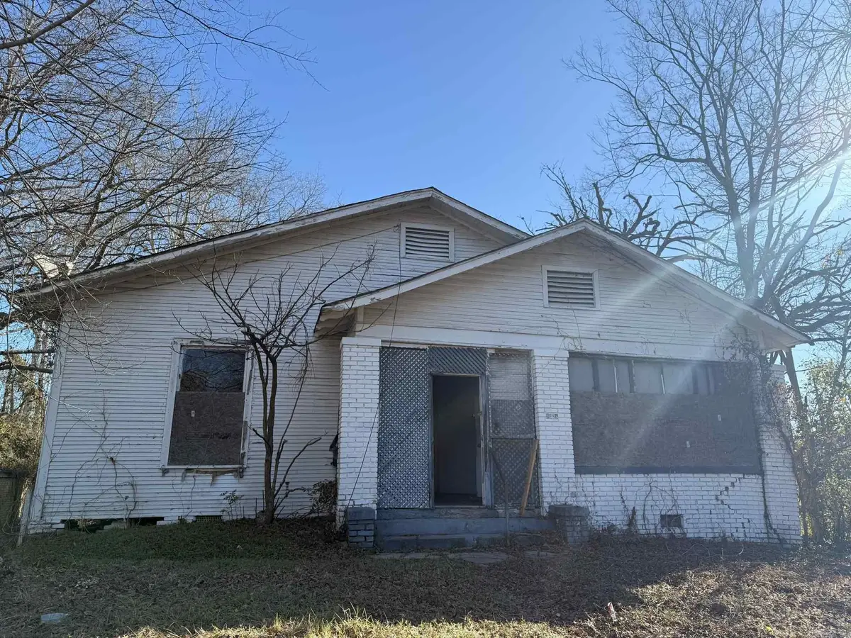 817 S Walnut Street, Pine Bluff, AR 71601 - Image #1