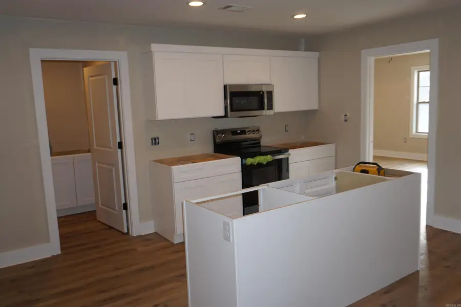 1061 Mark Cir, Jonesboro, AR 72404 - Image #2