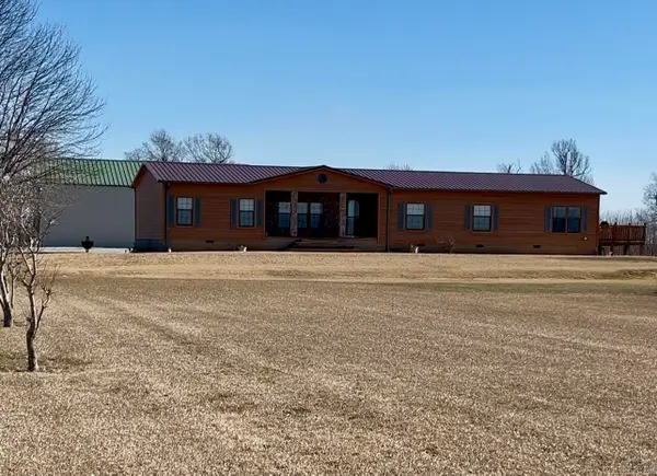 1384/1386 County Road 131, Corning, AR 72422