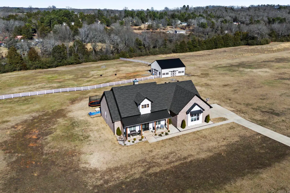 31 Brookeview Dr, Greenbrier, AR 72058 - Image #1