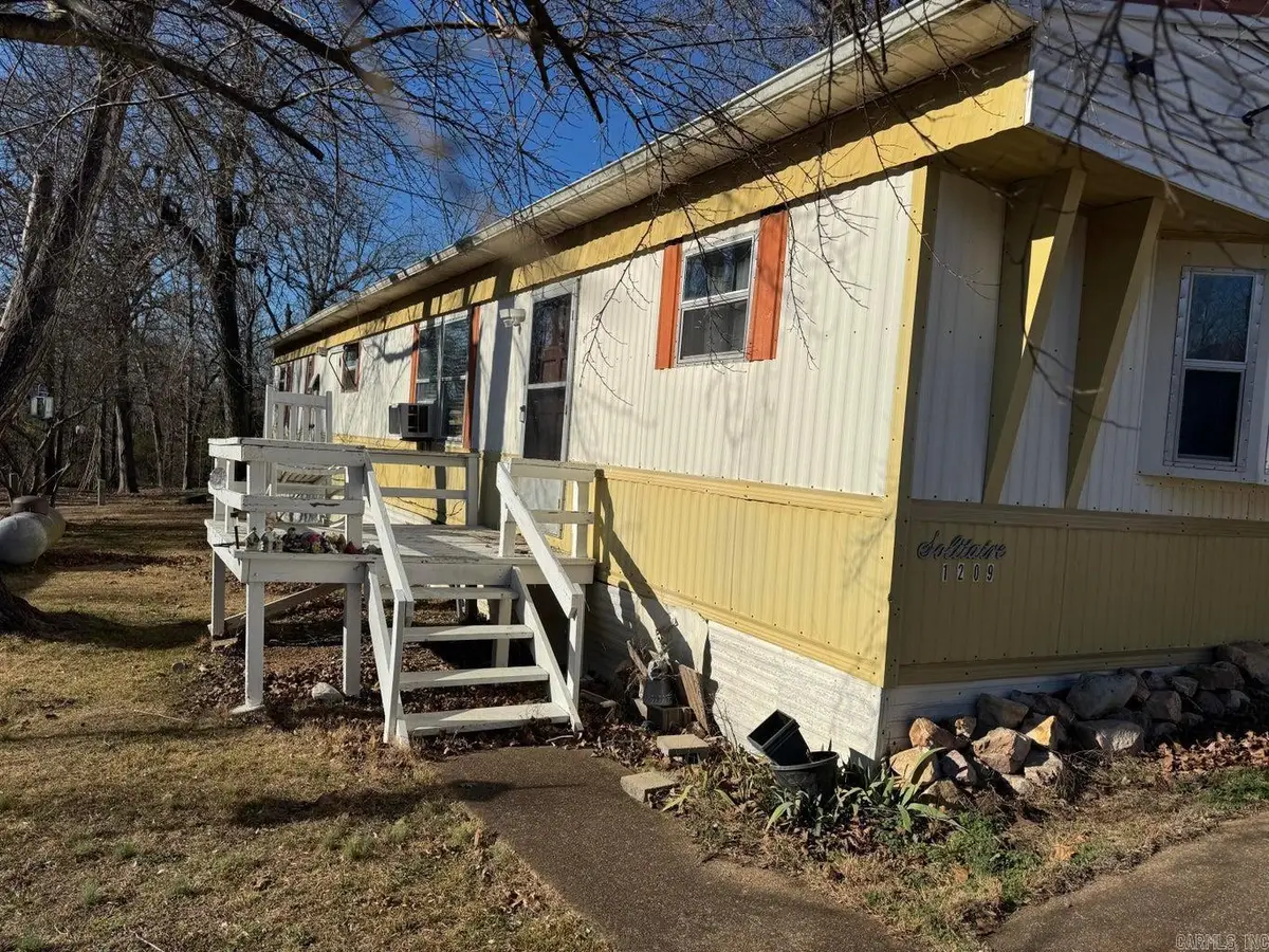 1209 Hawk Drive, Horseshoe Bend, AR 72512 - Image #1