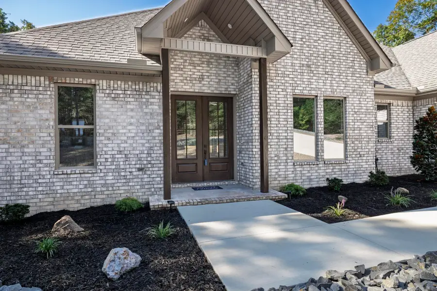 56 Biarritz Way, Hot Springs Village, AR 71909 - Image #2