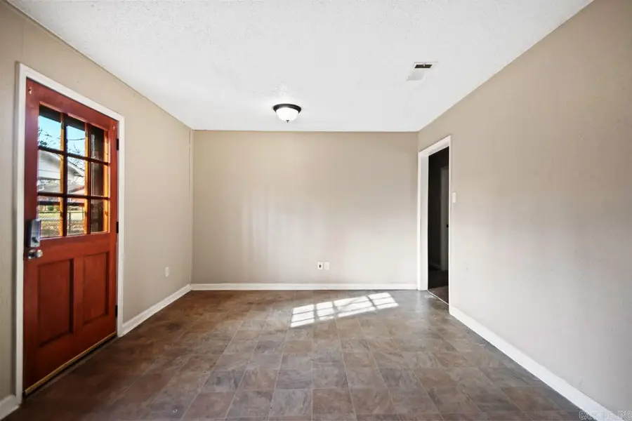 8005 Woodhaven Drive, Little Rock, AR 72209 - Image #3