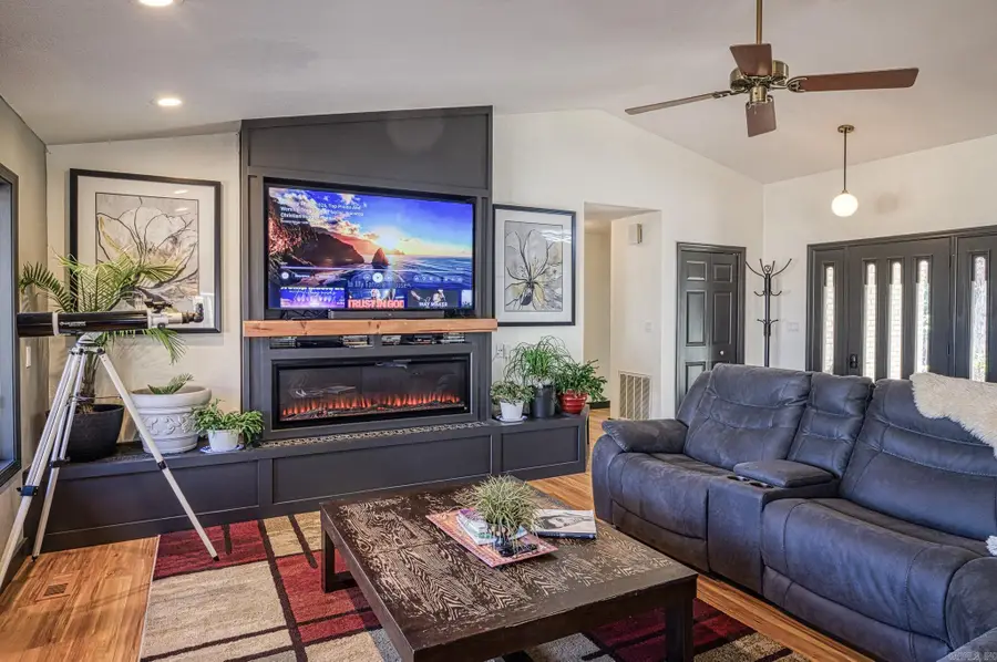 32 Doscientos Circle, Hot Springs Village, AR 71909 - Image #2