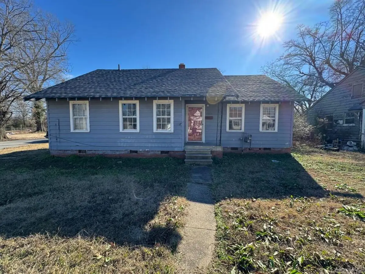 1700 W 25th Street, Pine Bluff, AR 71603 - #1