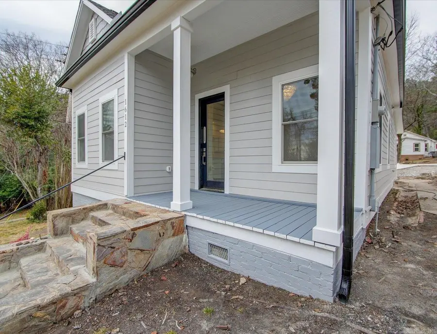 1612 W Grand Ave, Hot Springs, AR 71901 - #2