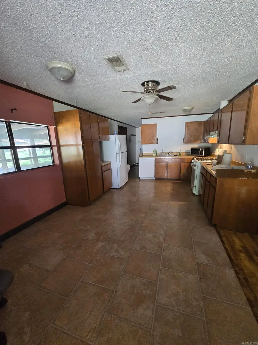 1124 N Fourth Street, West Helena, AR 72390 - Image #3