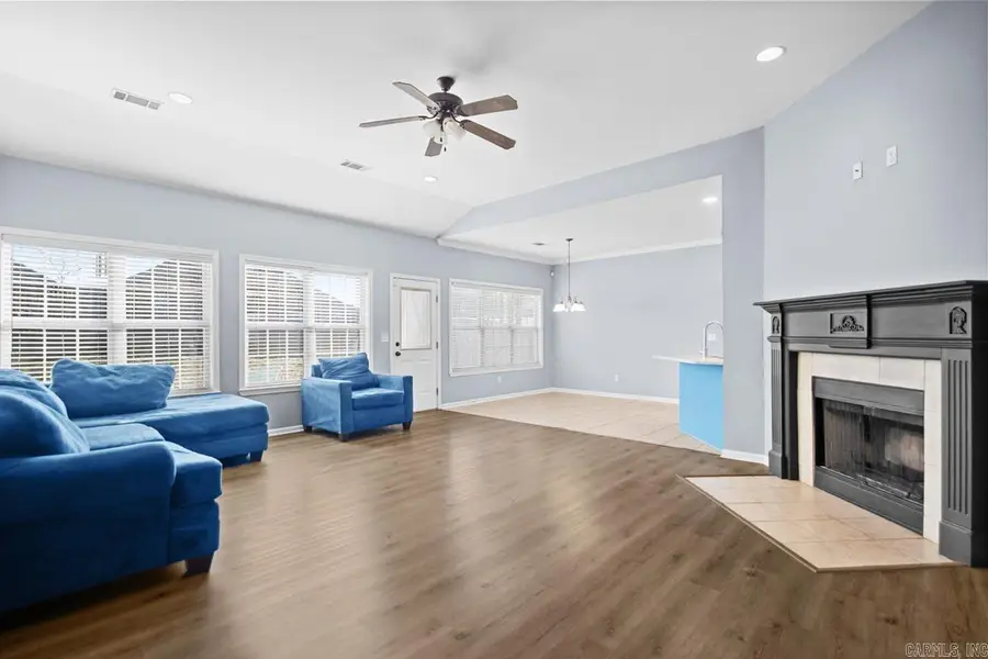 330 Madison Village Drive, Benton, AR 72015 - Image #2