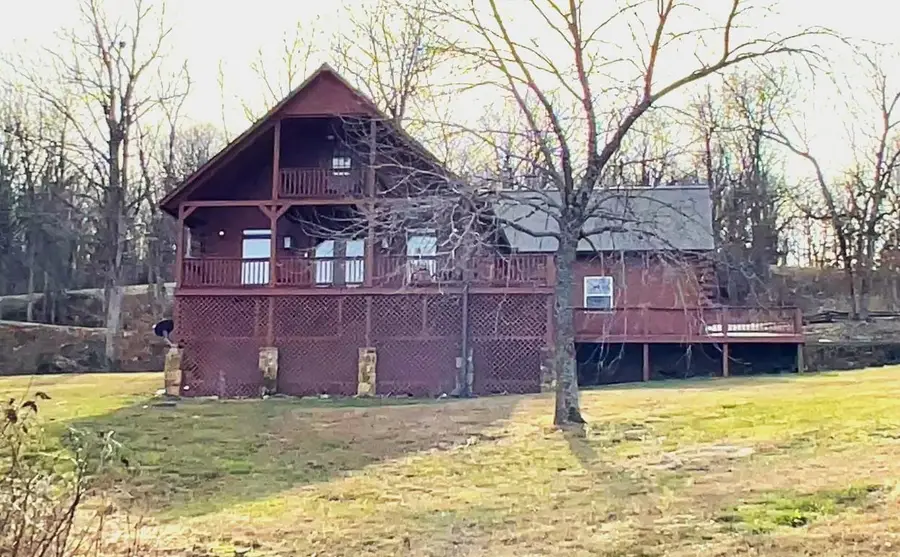 182 Herst Road, Mountain View, AR 72560 - Image #2