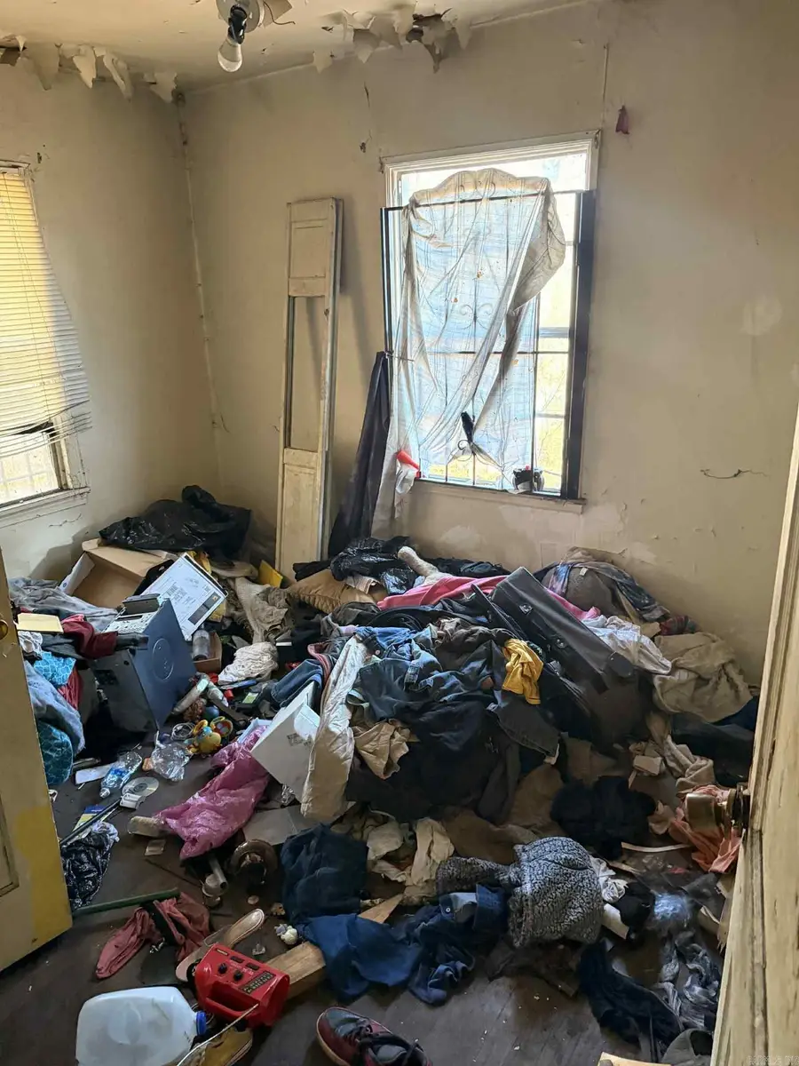 1501 W 28th Avenue, Pine Bluff, AR 71603 - #3