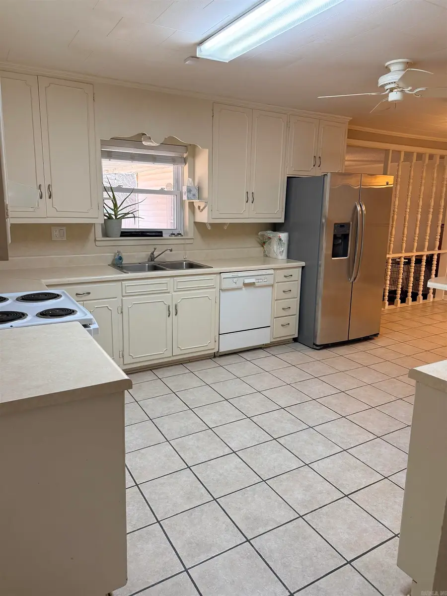 1109 Owens Ave, Jonesboro, AR 72401 - Image #2