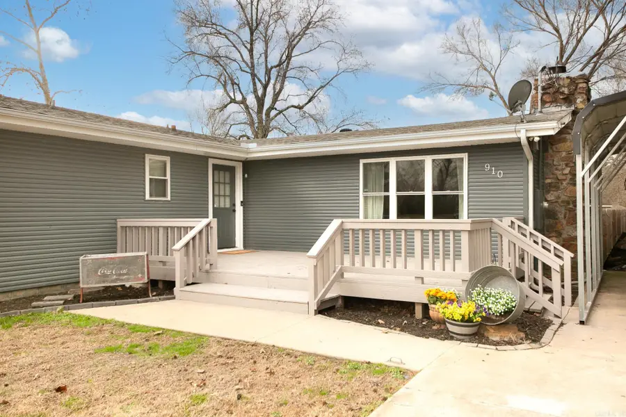 910 Markham Street, Ward, AR 72176 - Image #2