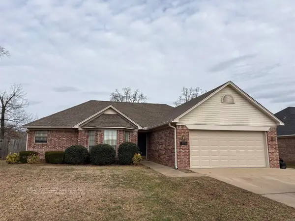 4520 Oregon Trail, Conway, AR 72034
