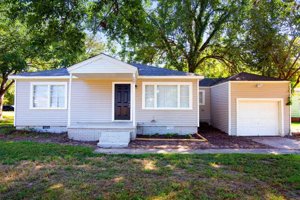 137 Saunders Drive, North Little Rock, AR 72117