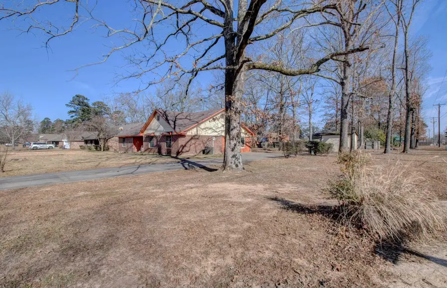 6009 S Cedar Street, Pine Bluff, AR 71603 - #2