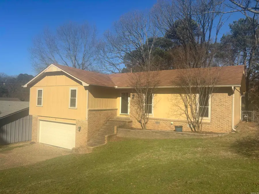 6 Castle Hill Court, Little Rock, AR 72227 - Image #2