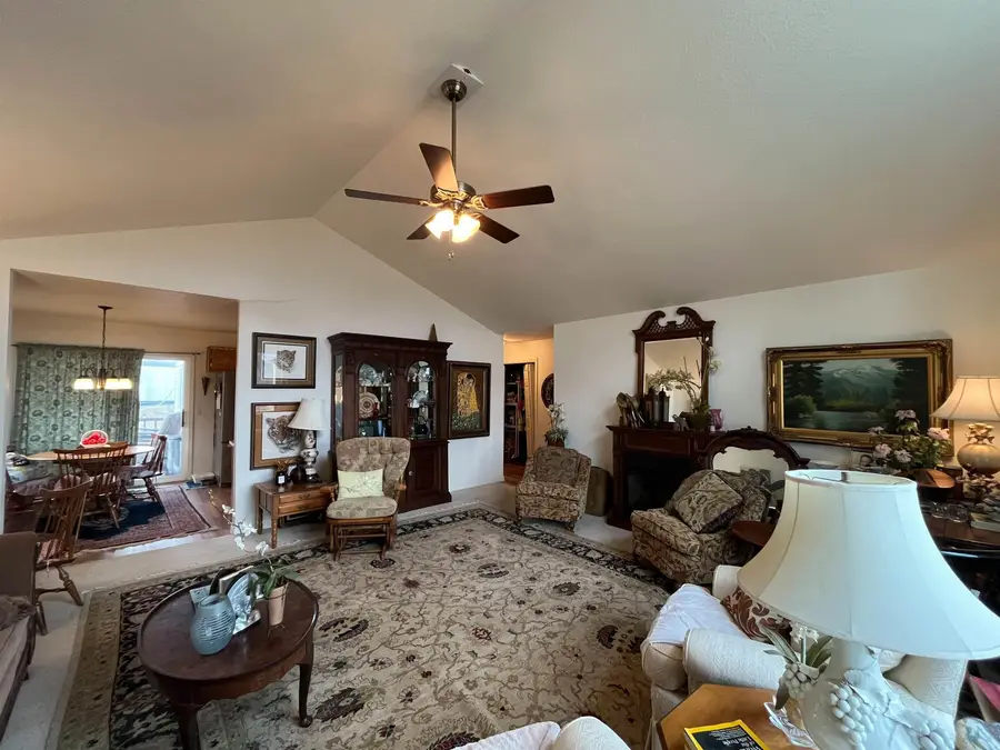 460 Bethel Avenue, Mammoth Spring, AR 72554 - Image #3