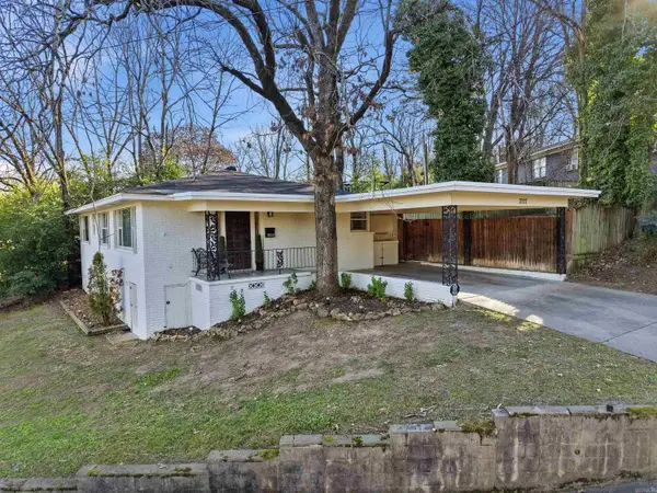 3717 N Cedar St., North Little Rock, AR 72116