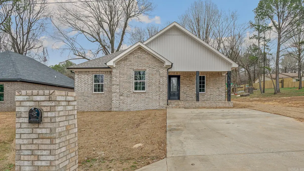 918 B Mays Road, Jonesboro, AR 72401 - #1