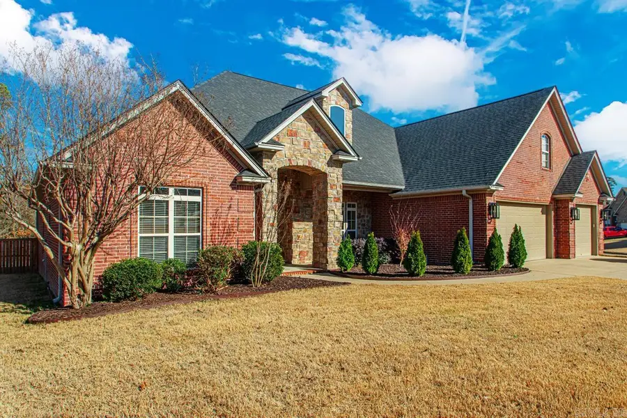 283 Lake Valley Drive, Maumelle, AR 72113 - Image #2