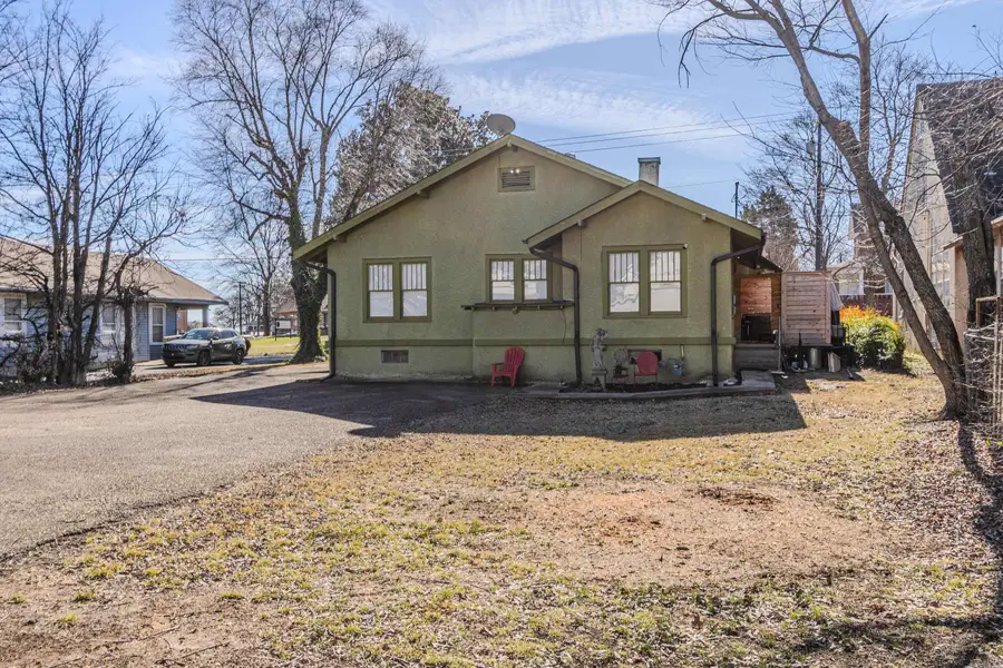423 W Court Street, Paragould, AR 72450 - Image #2