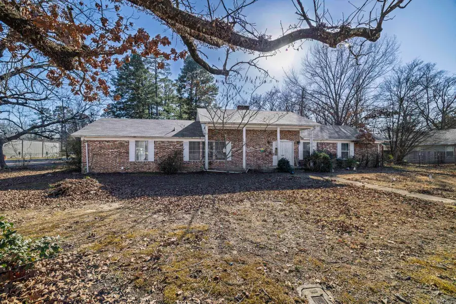 910 E Pine Street, Gurdon, AR 71743 - Image #2