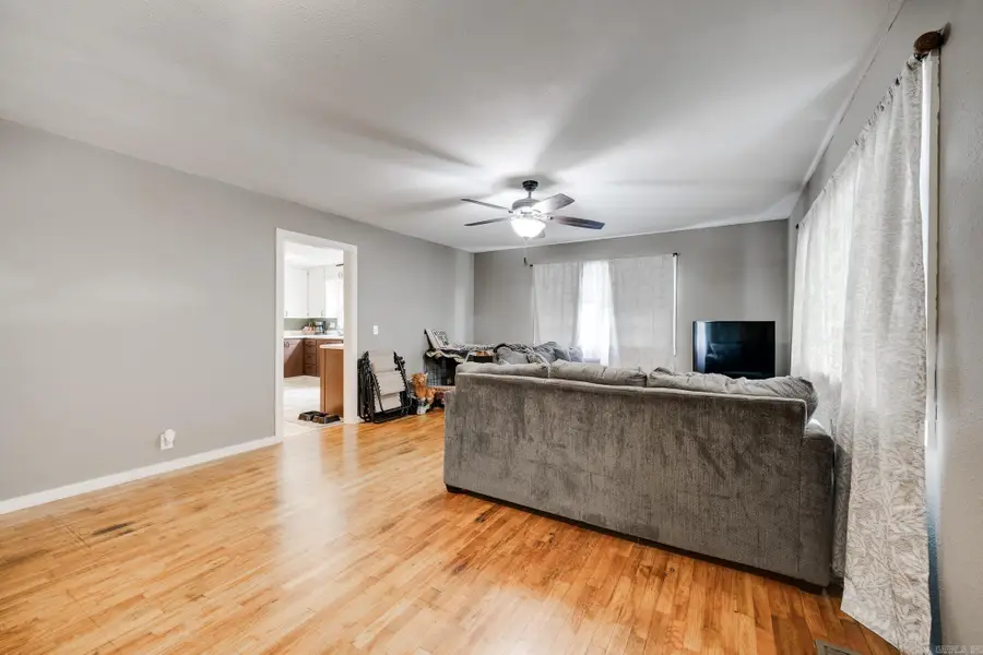 1204 W Main Street, Heber Springs, AR 72543 - Image #2