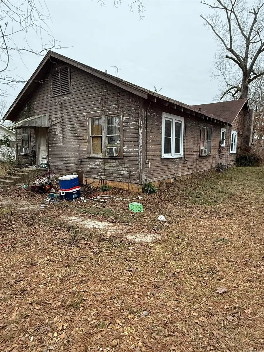 Address Withheld By Seller, Camden, AR 71701 - Image #3
