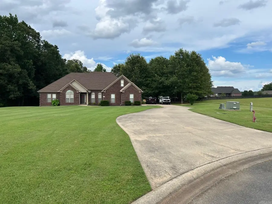 8 Lael Cove, Greenbrier, AR 72058 - Image #2