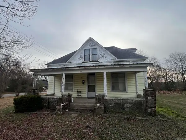 1211 S Ninth St, Mena, AR 71953