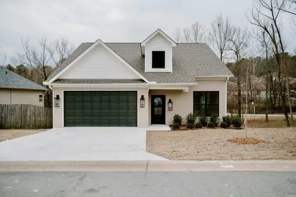 5701 John Hancock Dr, Benton, AR 72019