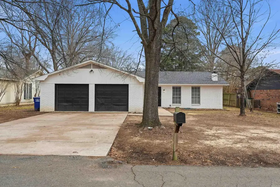 8 Susan Lane, Conway, AR 72032 - Image #2