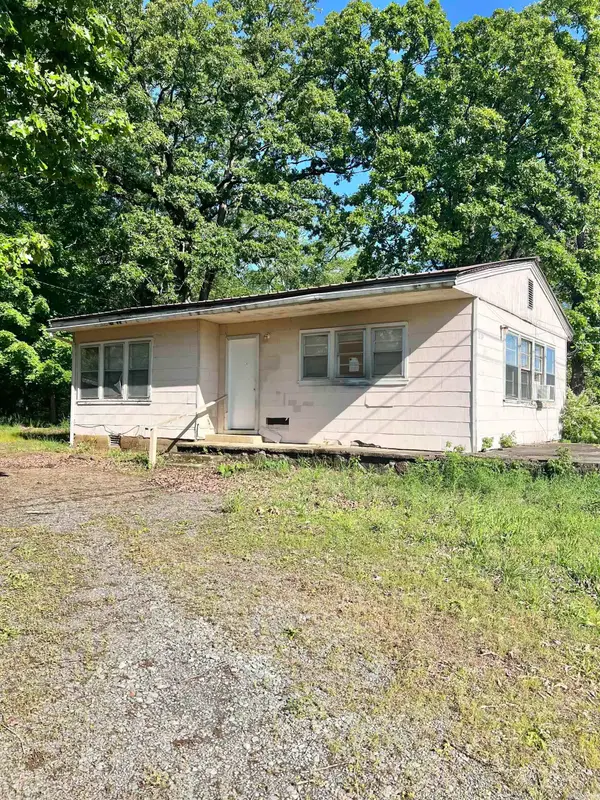 2234 Highway 65 S, Clinton, AR 72031