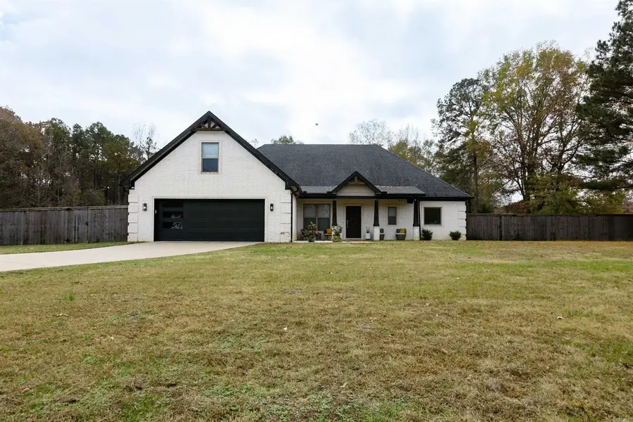1601 Huntley, Benton, AR 72015 - #3