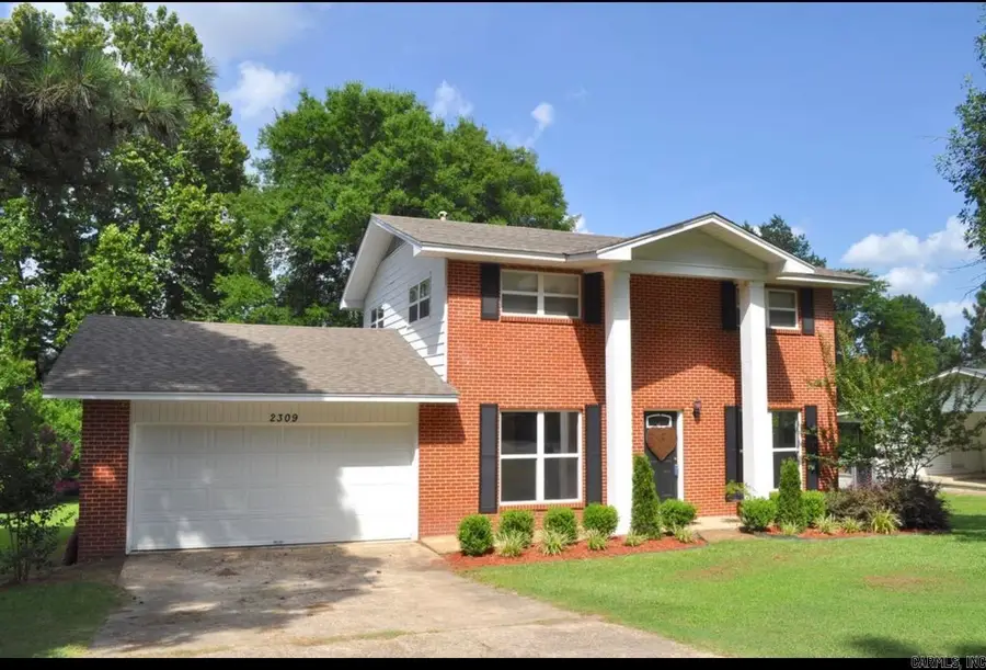2309 W Lakeview Drive, Benton, AR 72015 - Image #2