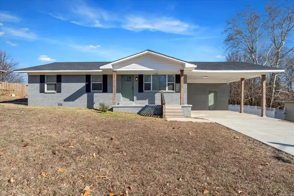 305 Saint Renee, Paragould, AR 72450