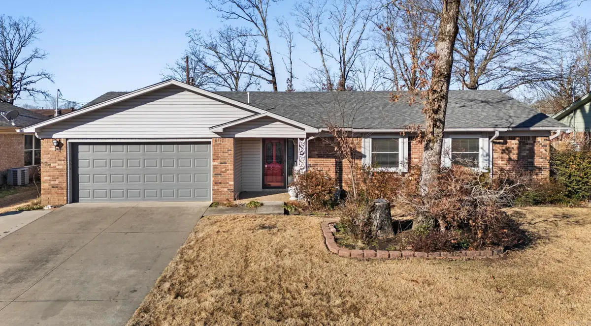 13 Pennwood Drive, Sherwood, AR 72120 - Image #1