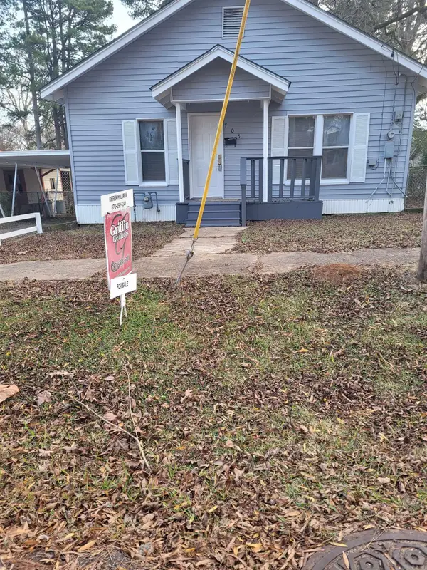 703 E 5th Streets, Hope, AR 71801